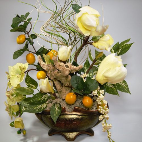 The secret to creating compositions of artificial flowers